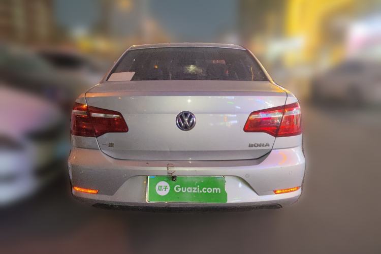 Used Volkswagen Bora 2014 1.6L Manual Fashion Edition
