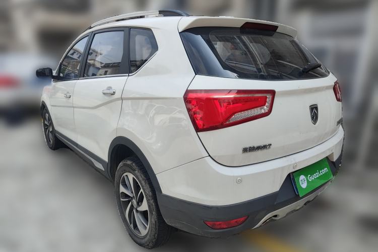 Used Baojun 560 2016 1.8L Manual Luxury Edition
