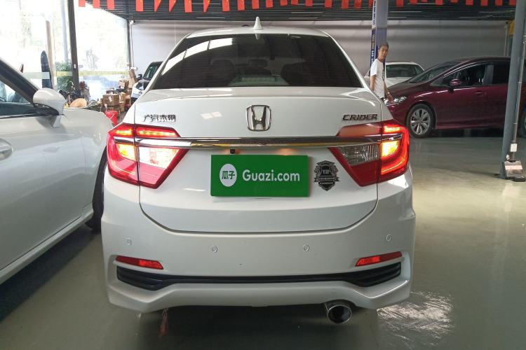 Used Honda Crider 2015 1.8L automatic comfort version
