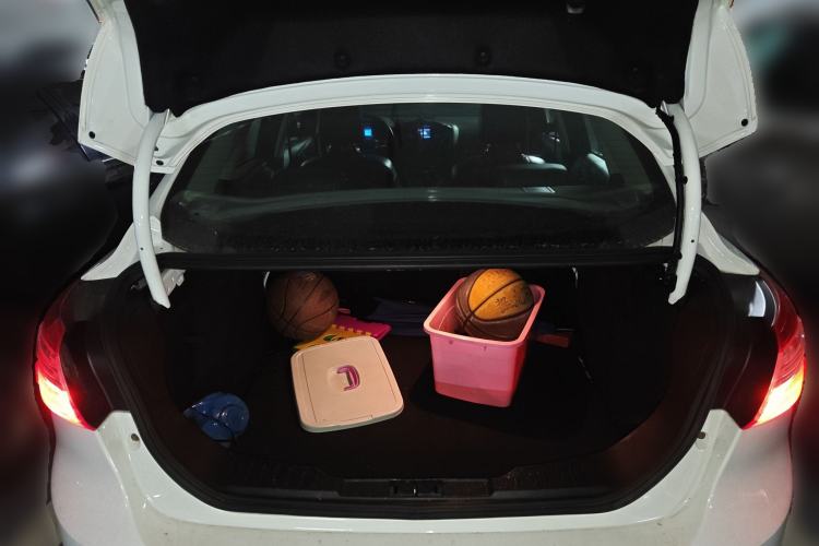 Used Ford Focus 2012 Sedan 1.6L Manual Fashion Edition
