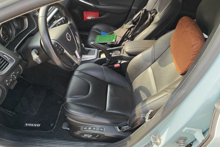 Used Volvo V40 2017 T3 Zhiya Edition Left Front Seat