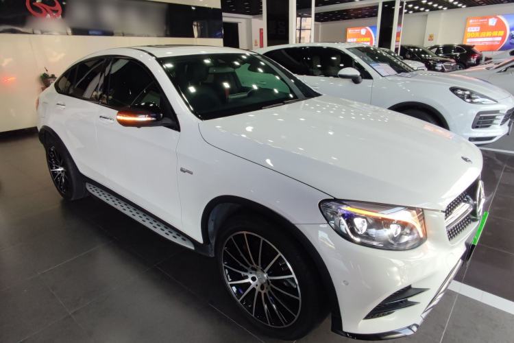 Used Mercedes-Benz GLC Coupe AMG 2017 AMG GLC 43 4MATIC Coupe SUV Front Right 45 Deg