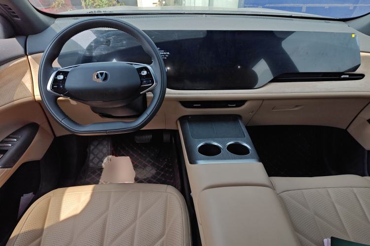 Used CHANGAN CS75 PLUS 2025 4th Generation 1.5T New Blue Whale Smart Luxury Edition
