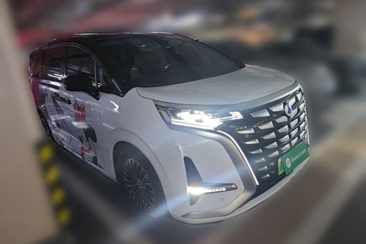 Used Denza D9 2022 DM-i 970 Four-Wheel Drive Flagship Model
