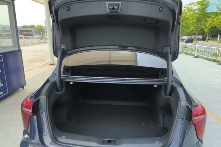 Used Hongqi H5 2023 2.0T Automatic Smart Connect Flagship Edition
