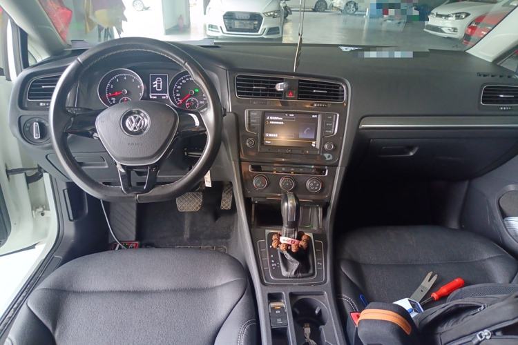 Used Volkswagen Golf 2017 230TSI Automatic Comfort Edition – Celebrating Milestone of One Million Units