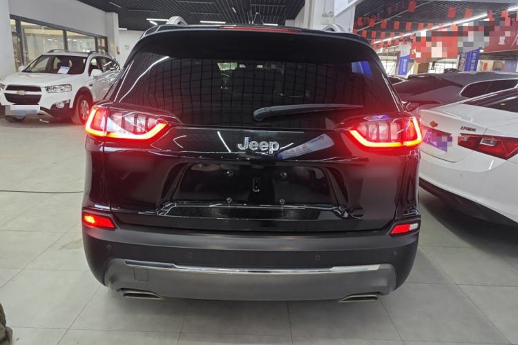 Used Jeep Cherokee 2020 2.0T Two-Wheel Drive Leading Edition