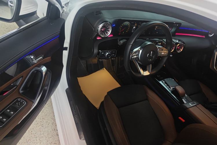 Used Mercedes-Benz A-Class 2021 A 200 L Sport Sedan Fashion Model
