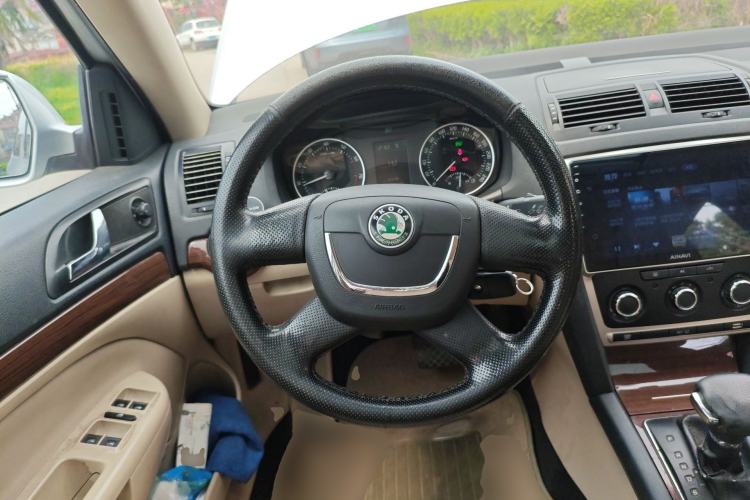 Used Skoda Octavia 2012 1.6L Automatic Yijun Edition