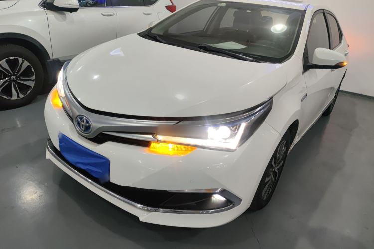 Used Toyota Corolla 2017 Revised Dual-Engine 1.8L E-CVT Elite Edition