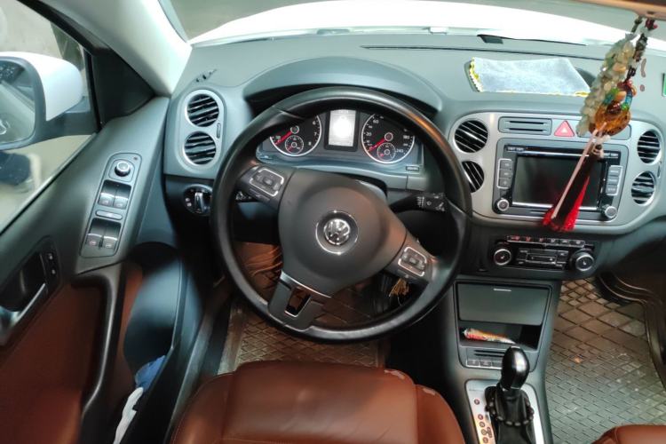 Used Volkswagen Tiguan 2009 2.0 TSI Comfort Edition Steering Wheel