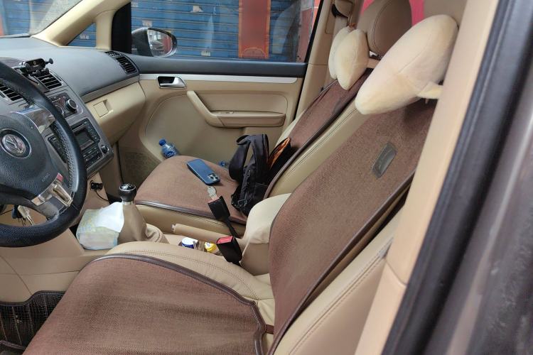 Used Volkswagen Touran 2011 1.4T Manual Zhiya Edition 5 Seats
