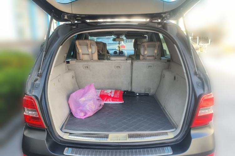 Used Mercedes-Benz M-Class 2010 ML 300 4MATIC