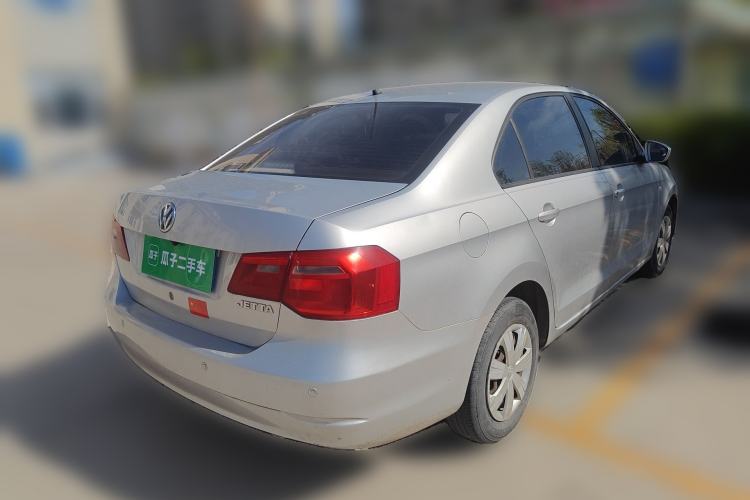 Used Volkswagen Jetta 2013 1.6L Manual Fashion Edition Rear Right 45 Deg