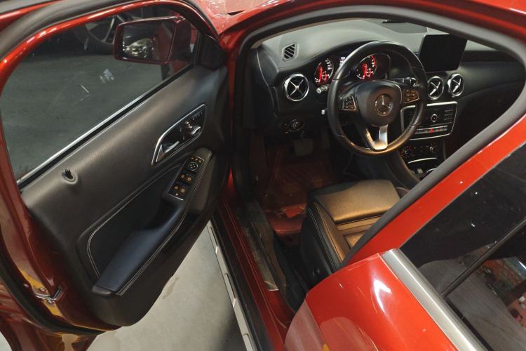 Used Mercedes-Benz GLA 2018 GLA 200 Fashion Model