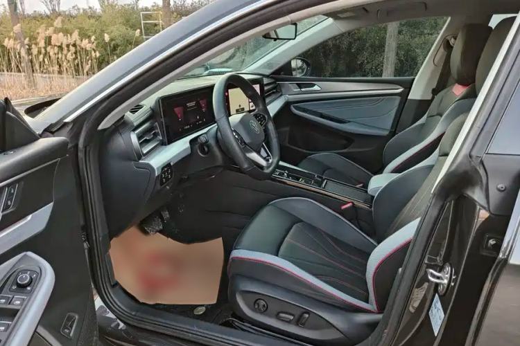 Used Volkswagen Lamando 2024 Lavida L 280TSI DSG Cool & Spicy Edition