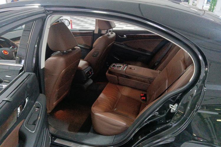 Used Hongqi H7 2015 2.0T Luxury Model