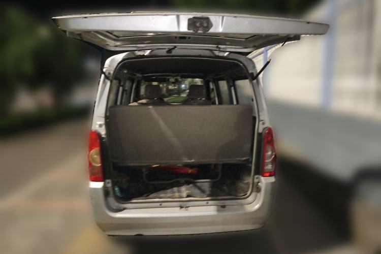 Used Wuling Rongguang 2011 1.2L Base Version
