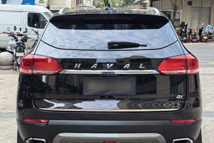 Used Haval H4 2019 1.5 GDIT DCT Ultra-Luxury Smart Connectivity Model China VI Standard
