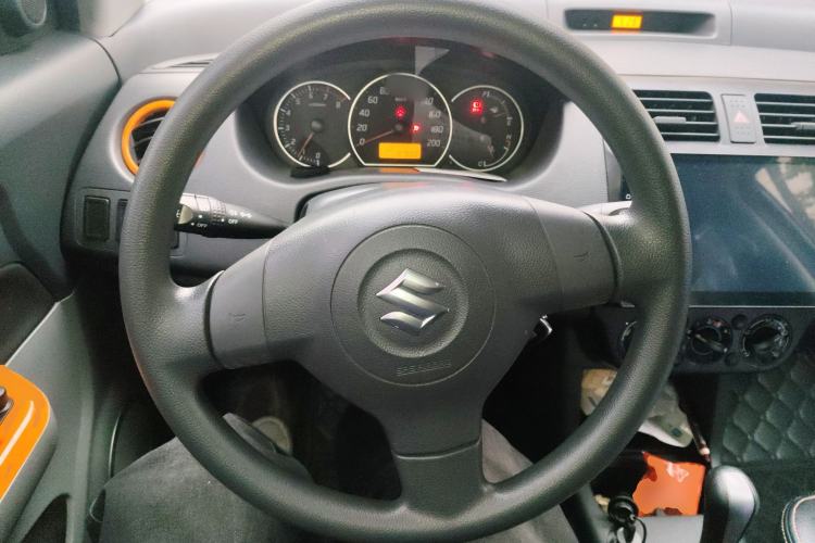 Used Suzuki Swift 2016 1.5L Automatic Fashionable Coolplay Edition
