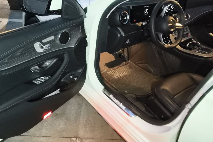 Used Mercedes-Benz E-Class New Energy 2022 Restyled E 350 e L Plug-in Hybrid Sports Sedan Driver Seat