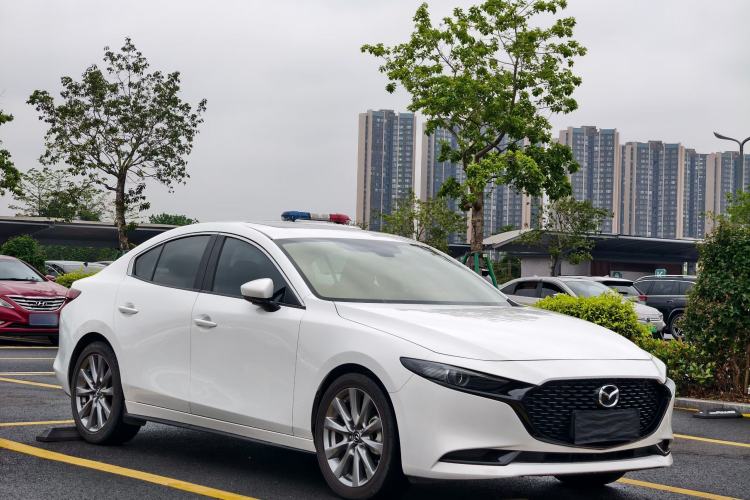 Used Mazda 3 Axela 2021 2.0L Automatic Zhiya Edition
