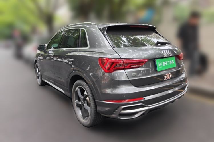 Used Audi Q3 2023 35 TFSI Fashion Dynamic Model (1.4T)
