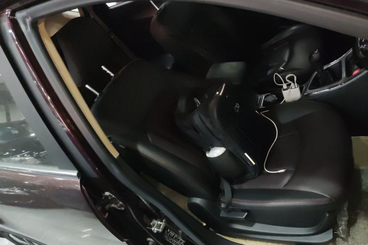 Used Baojun 560 2016 1.8L Manual Luxury Edition