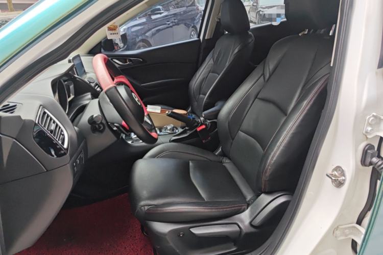 Used Mazda 3 Axela 2014 Sedan 2.0L Automatic Sport Model Left Front Seat