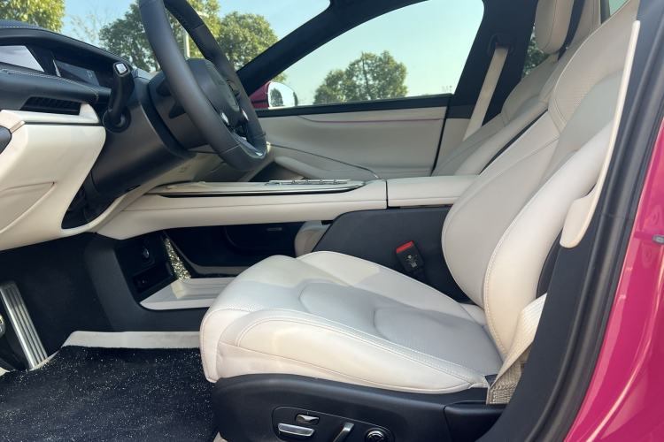 Used Xiaomi Auto SU7 2024 Four-Wheel Drive Ultra-Long Range Advanced Intelligent Driving Max Edition