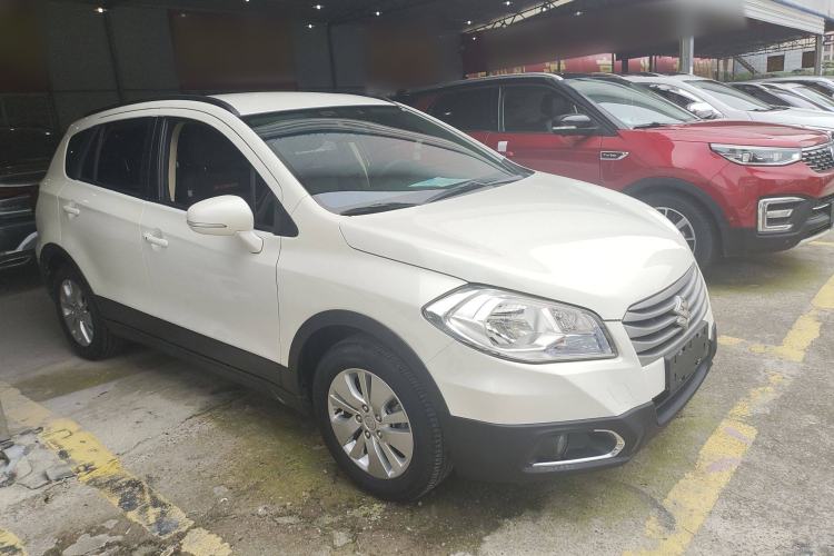 Used Suzuki S-Cross 2015 1.6L CVT Two-Wheel Drive Entry-Level Trim