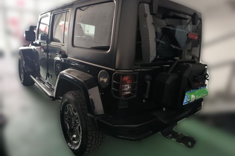 Used Jeep Wrangler 2015 3.0L Sahara Four-Door Comfort Edition