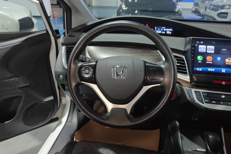 Used Honda Jade 2017 1.8L automatic Comfort version 5 seats