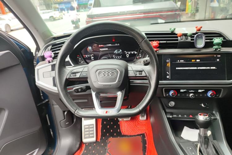 Used Audi Q3 Sportback 2020 45 TFSI quattro Luxury Edition Steering Wheel