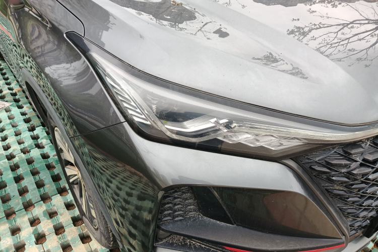 Used CHANGAN CS75 PLUS 2020 1.5T Automatic Luxury Version Right Front Headlight