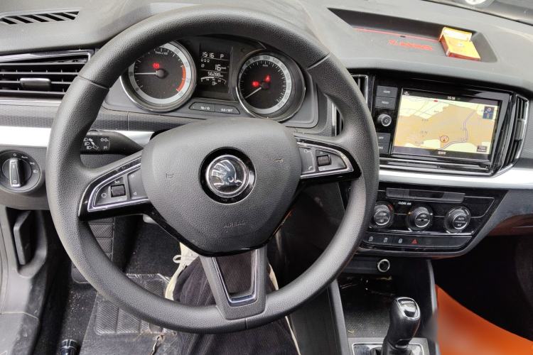 Used Skoda Kamiq 2018 1.5L Automatic Comfort Edition China VI Standard