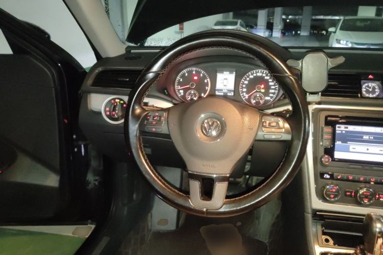 Used Volkswagen Passat 2015 2.0 TSI DSG Prestige Edition
