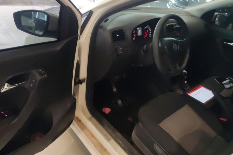 Used Volkswagen Polo 2016 1.4L Automatic Trendy Model
