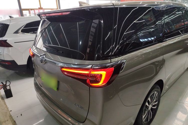 Used Buick GL8 2022 ES Landtrek 653T Comfort Edition