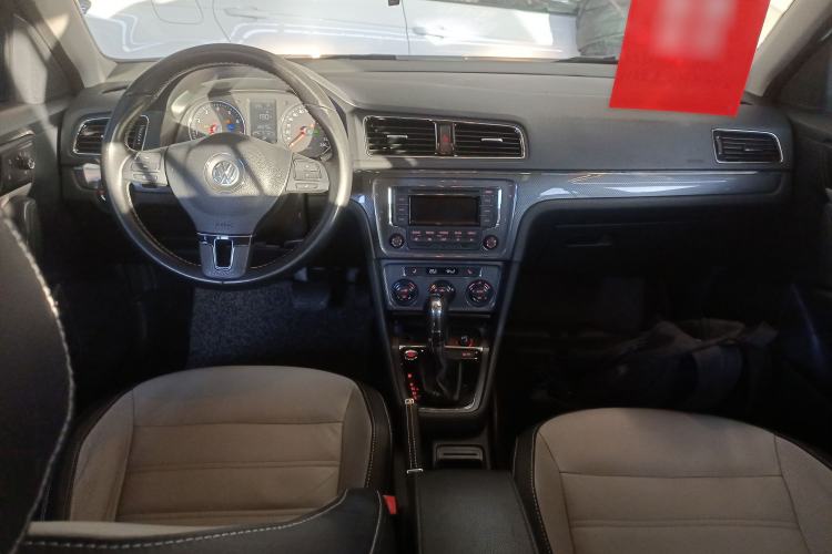 Used Volkswagen Cross Lavida 2014 1.4TSI DSG