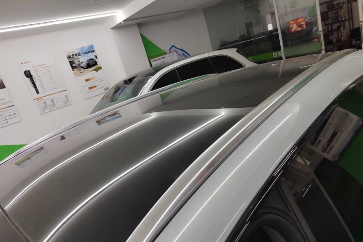 Used Zeekr 7X 2025 100 kWh Long-Range Rear-Wheel Drive with Intelligent Driving Features
