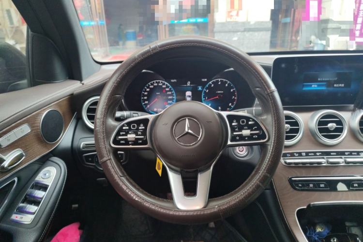 Used Mercedes-Benz GLC 2020 GLC 260 L 4MATIC Luxury Model Steering Wheel