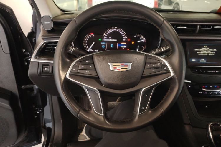 Used Cadillac XT5 2016 25T Luxury Model