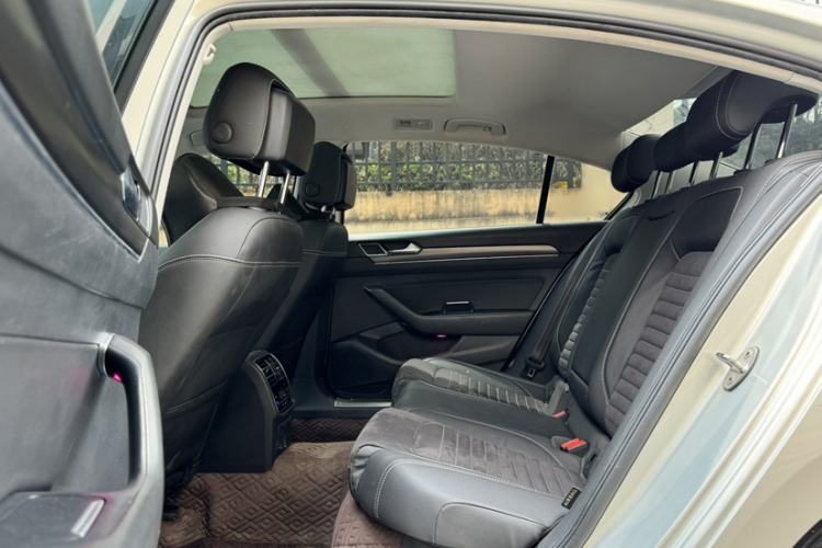 Used Volkswagen Magotan 2020 330TSI DSG Luxury Edition