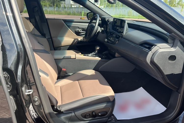 Used Lexus ES 2024 200 Premium Edition