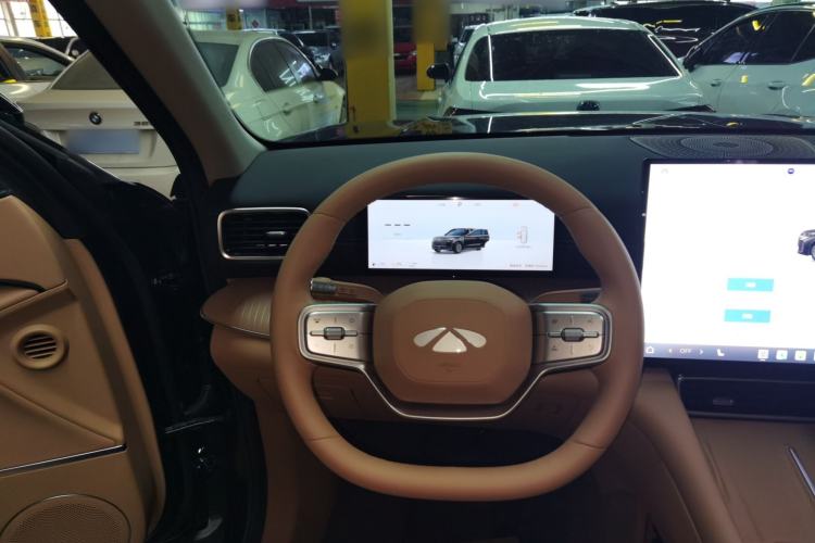 Used Chery T11 2026 Model 220 Rear-Drive Dual IMAX Theater Edition Steering Wheel