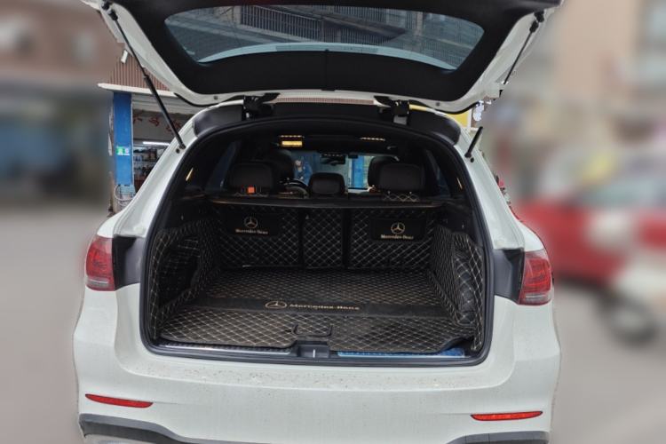 Used Mercedes-Benz GLC 2020 Facelift GLC 300 L 4MATIC Dynamic Edition
