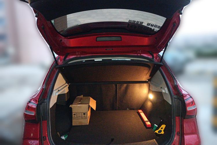 Used Roewe RX3 2018 1.6L CVT Flagship Edition Trunk