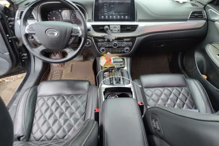 Used GAC Trumpchi GA8 2017 280T Deluxe Edition Center Console