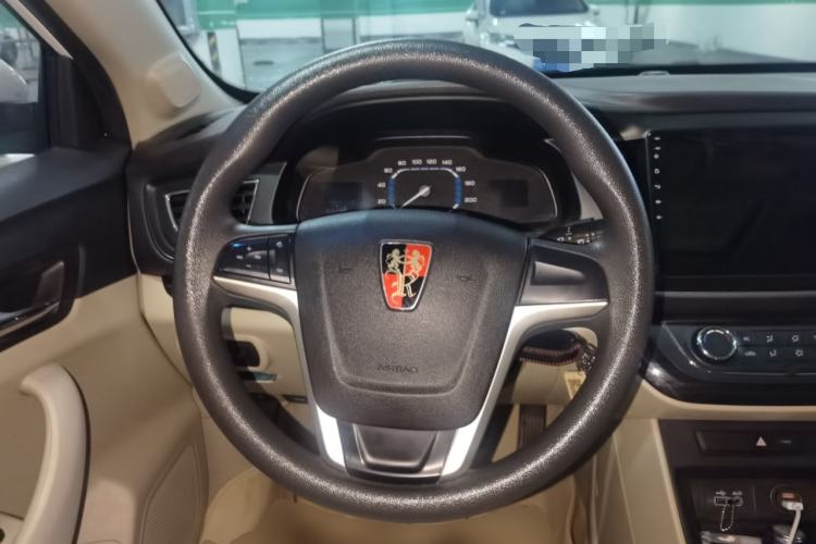 Used Roewe 360 2015 1.5L Automatic Luxury Edition
